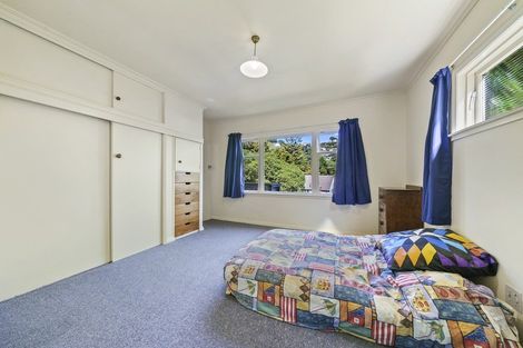 Photo of property in 56 Tio Tio Road, Miramar, Wellington, 6022