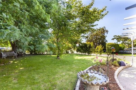Photo of property in 16 Upham Crescent, Taradale, Napier, 4112