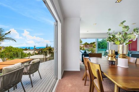 Photo of property in 1/40 Beulah Avenue, Rothesay Bay, Auckland, 0630