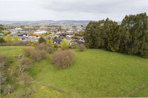 Photo of property in 27 Schnell Drive, Kelvin Grove, Palmerston North, 4414