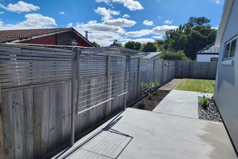 Photo of property in 5 Old Stone Lane, Cracroft, Christchurch, 8022