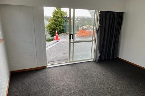 Photo of property in 3/53 Onewa Road, Northcote, Auckland, 0627