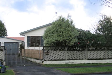 Photo of property in 32 Waterford Road, Fitzroy, Hamilton, 3206