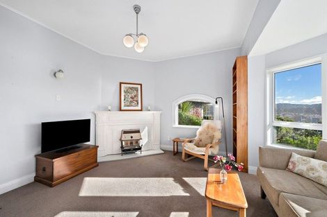 Photo of property in 12 Roseneath Terrace, Roseneath, Wellington, 6011
