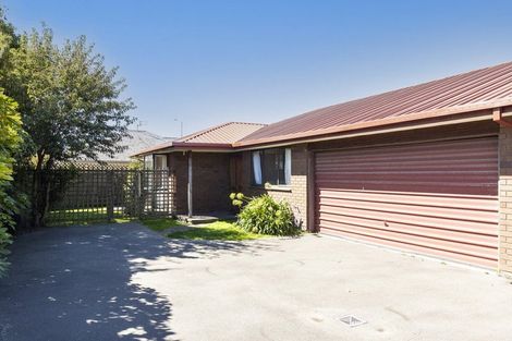 Photo of property in 2/84a Withells Road, Avonhead, Christchurch, 8042