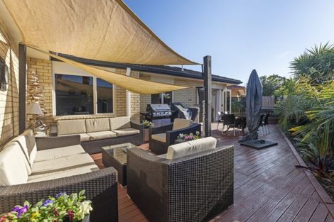 Photo of property in 11 Clydesdale Close, Papamoa Beach, Papamoa, 3118