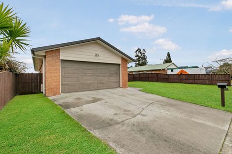 Photo of property in 22 Kittyhawk Place, Melville, Hamilton, 3206