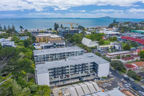 Photo of property in 205/25 Bute Road, Browns Bay, Auckland, 0630