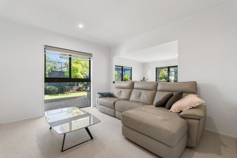 Photo of property in 111 Dickson Road, Papamoa Beach, Papamoa, 3118