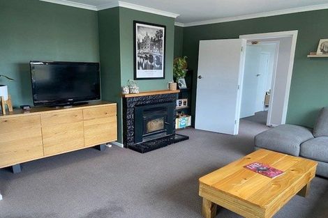 Photo of property in 91 Awanui Street, Merrilands, New Plymouth, 4312
