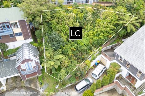 Photo of property in 6 Sandhurst Way, Crofton Downs, Wellington, 6035