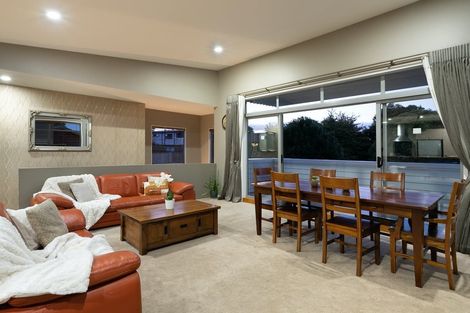 Photo of property in 33 Grantston Drive, Pyes Pa, Tauranga, 3112