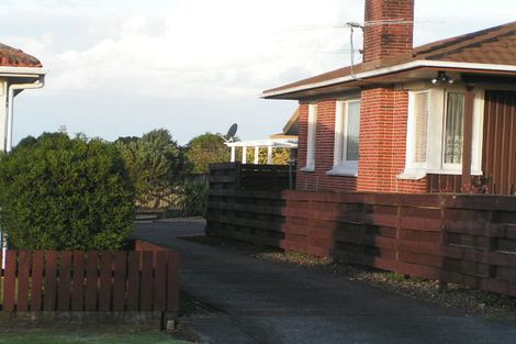 Photo of property in 2/40 Francis Street, Hauraki, Auckland, 0622