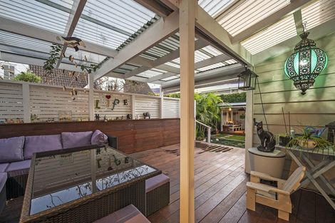 Photo of property in 1 Brett Avenue, Takapuna, Auckland, 0622