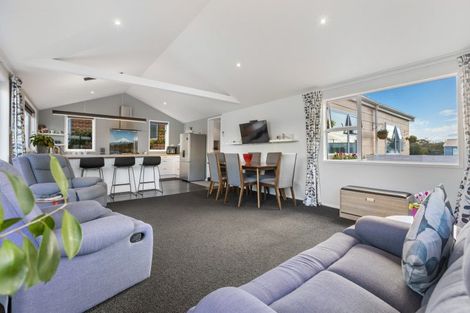 Photo of property in 5a High Street West, Waitara, 4320