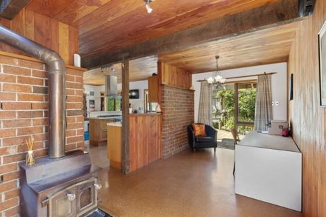 Photo of property in 5 Dalton Grove, Stokes Valley, Lower Hutt, 5019