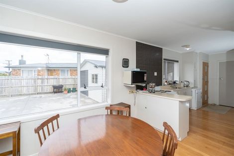 Photo of property in 1 Mears Road, St Andrews, Hamilton, 3200