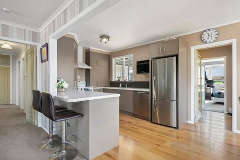 Photo of property in 46 Queen Road, Bellevue, Tauranga, 3110