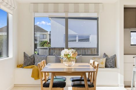 Photo of property in 2a Laing Place, Otumoetai, Tauranga, 3110