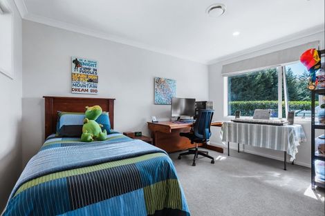 Photo of property in 90 Dalmore Way, Acacia Bay, Taupo, 3385