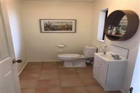 Photo of property in 141 Kahu Road, Paremata, Porirua, 5024