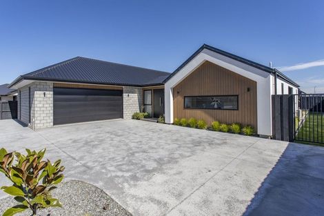 Photo of property in 21 Thirlwall Street, Woodend, 7610