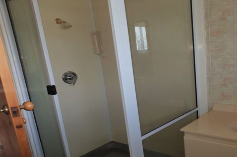 Photo of property in 1/4 Churchill Terrace, Waiuku, 2123