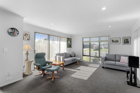 Photo of property in 13 Fernbird Avenue, Te Kauwhata, 3710
