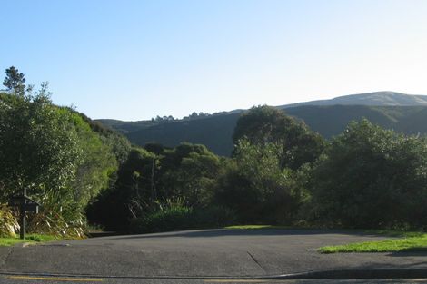 Photo of property in 64 Holborn Drive, Stokes Valley, Lower Hutt, 5019