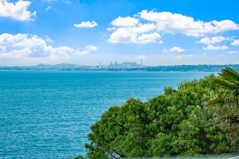 Photo of property in 75 Tiri Road, Manly, Whangaparaoa, 0930