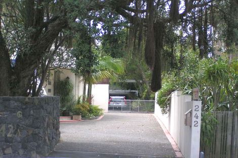 Photo of property in 242 Lake Road, Hauraki, Auckland, 0622