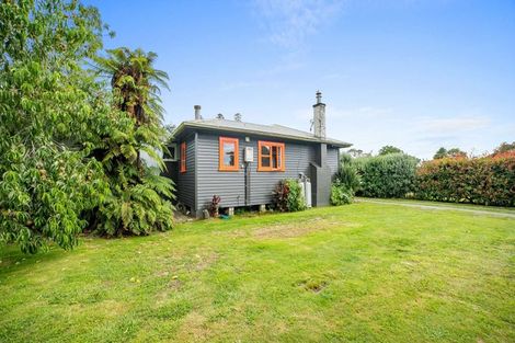 Photo of property in 30 Waingake Road, Manutuke, 4072