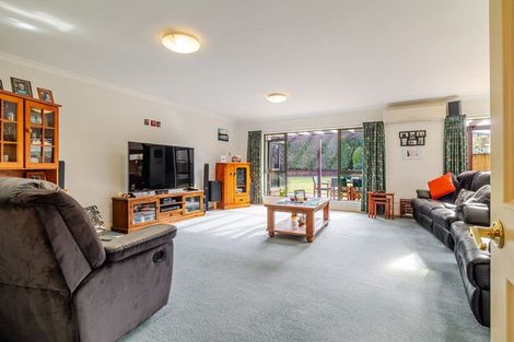 Photo of property in 62 Royal Oak Drive, Kelvin Grove, Palmerston North, 4414