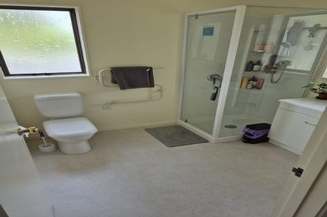 Photo of property in 17a Cecil Place, Cloverlea, Palmerston North, 4412