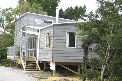 Photo of property in 26 Neptune Avenue, Beach Haven, Auckland, 0626