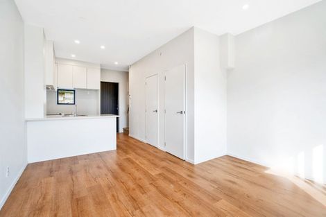 Photo of property in 8/54 Swanson Road, Henderson, Auckland, 0610