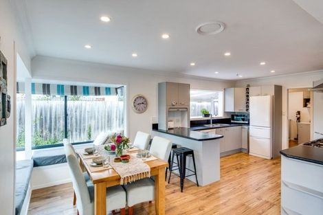 Photo of property in 15 Carl Avenue, Havelock North, 4130