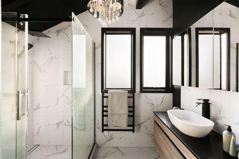 Photo of property in 2 Keam Way, Welcome Bay, Tauranga, 3112