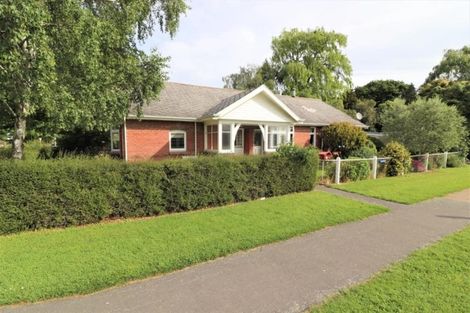 Photo of property in 28 Selwyn Street, Leeston, 7632