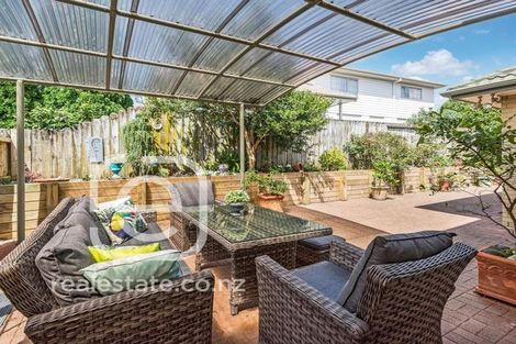 Photo of property in 2 Casabella Court, Northpark, Auckland, 2013