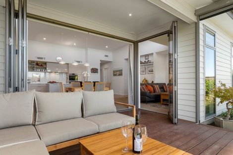 Photo of property in 5e Tui Glen, Omokoroa, 3114