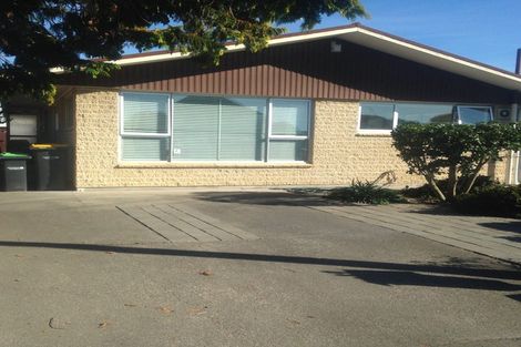 Photo of property in 1/77 Memorial Avenue, Ilam, Christchurch, 8053