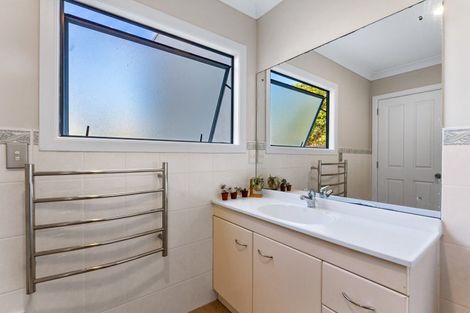 Photo of property in 22 Greenway Rise, Gulf Harbour, Whangaparaoa, 0930