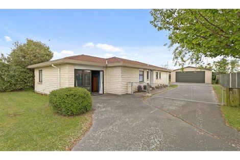 Photo of property in 43 Arcon Drive, Broomfield, Christchurch, 8042