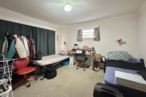 Photo of property in 42 Gibbons Street, Upper Hutt Central, Upper Hutt, 5018