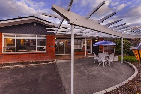 Photo of property in 16 Upham Crescent, Taradale, Napier, 4112