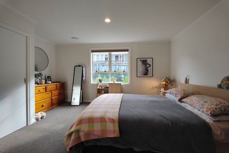 Photo of property in 12c Glenmore Street, Thorndon, Wellington, 6011