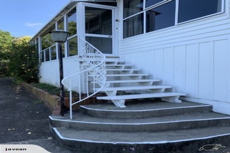 Photo of property in 11 The Glebe, Cockle Bay, Auckland, 2014