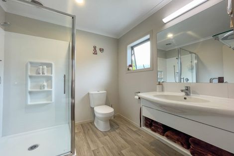 Photo of property in 2/50 Banbury Crescent, Fairfield, Hamilton, 3214