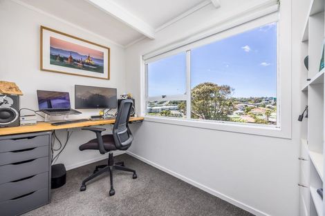 Photo of property in 35 Matai Road, Stanmore Bay, Whangaparaoa, 0932